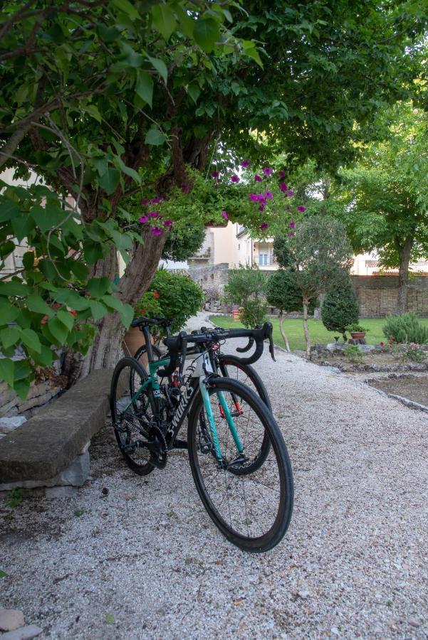 B&B Relais Druda Cagli Bagian luar foto